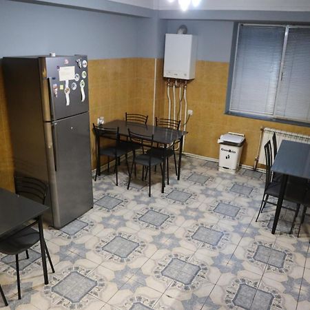 Sweet Sleep Hostel エレバン エクステリア 写真