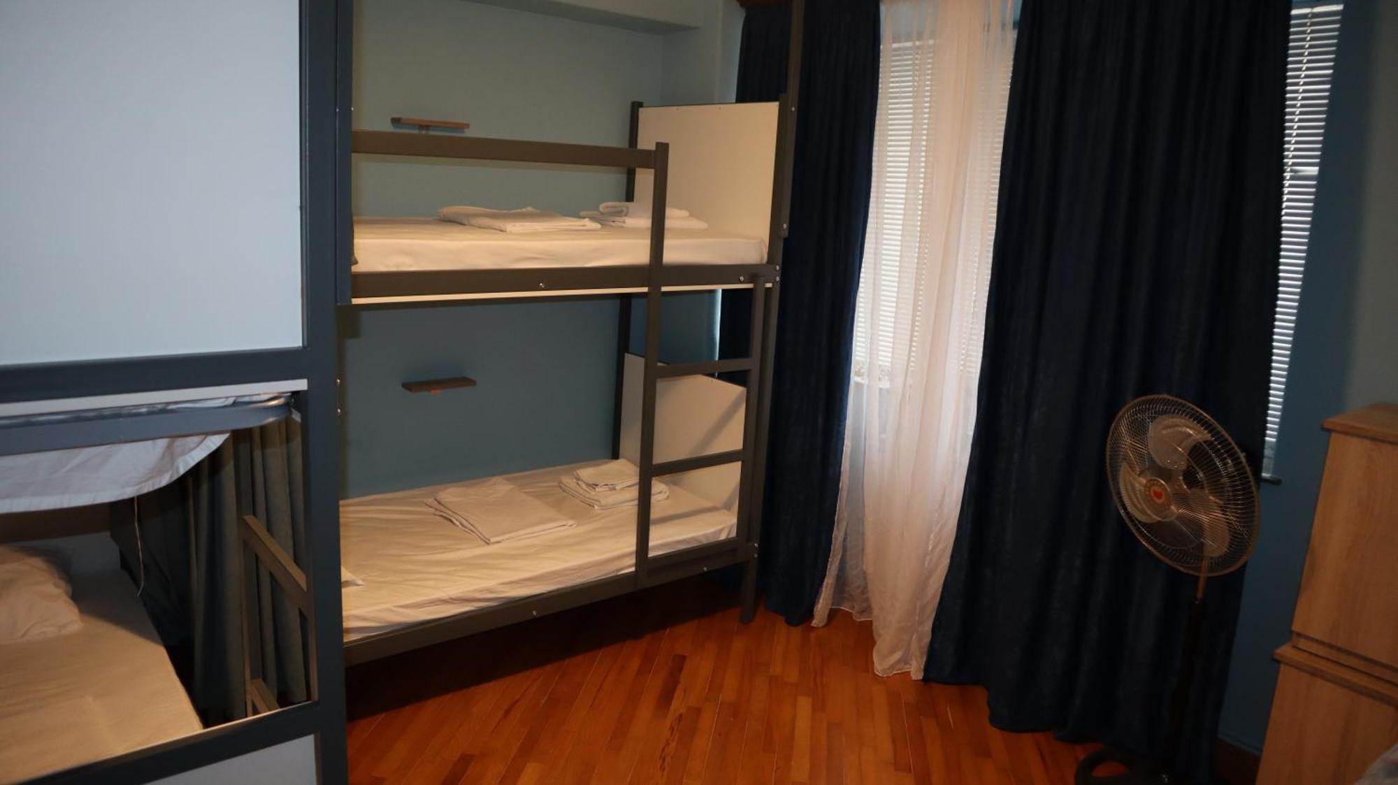Sweet Sleep Hostel エレバン エクステリア 写真