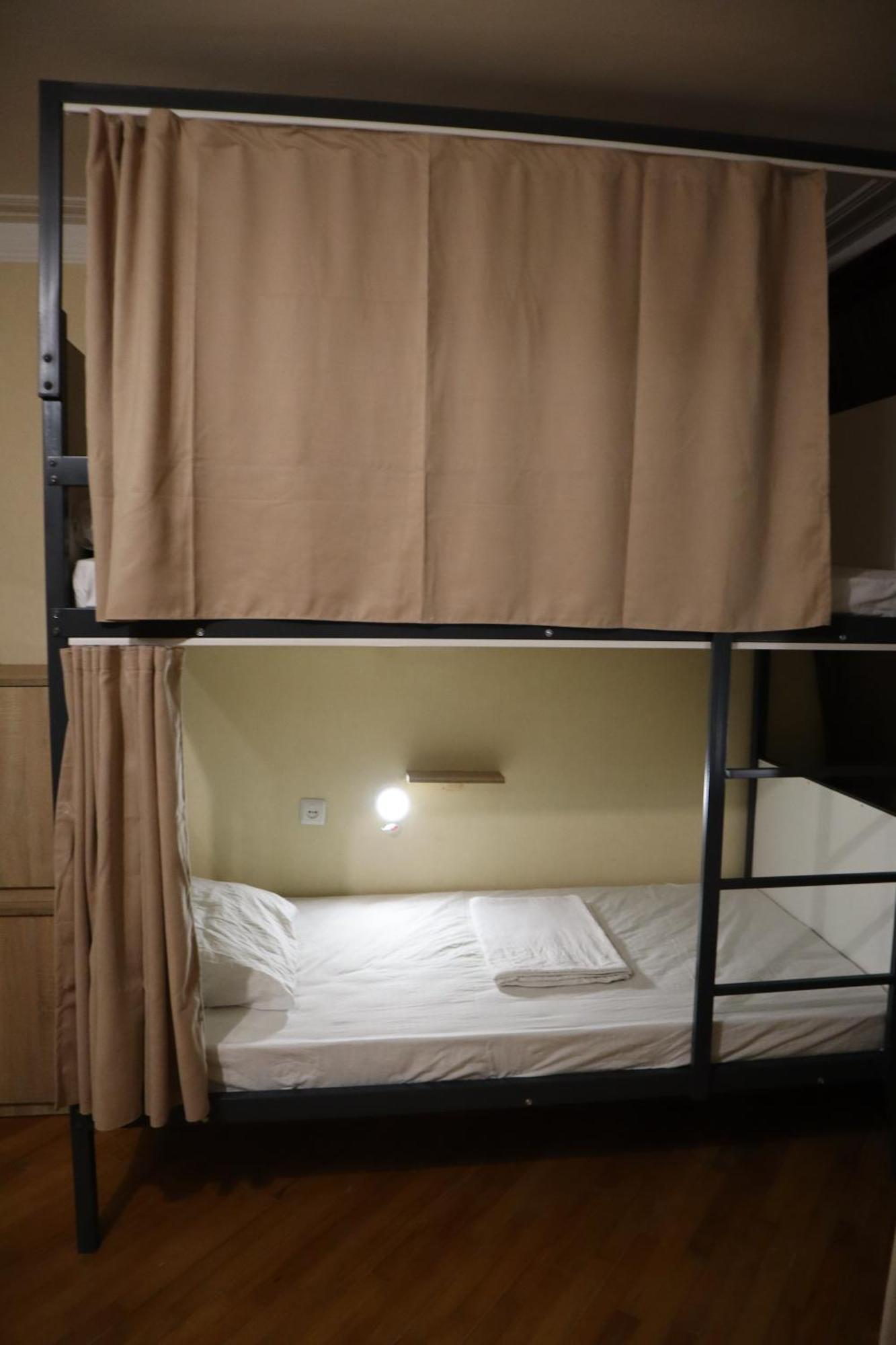 Sweet Sleep Hostel エレバン エクステリア 写真